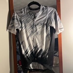 Oakley cycling jersey small